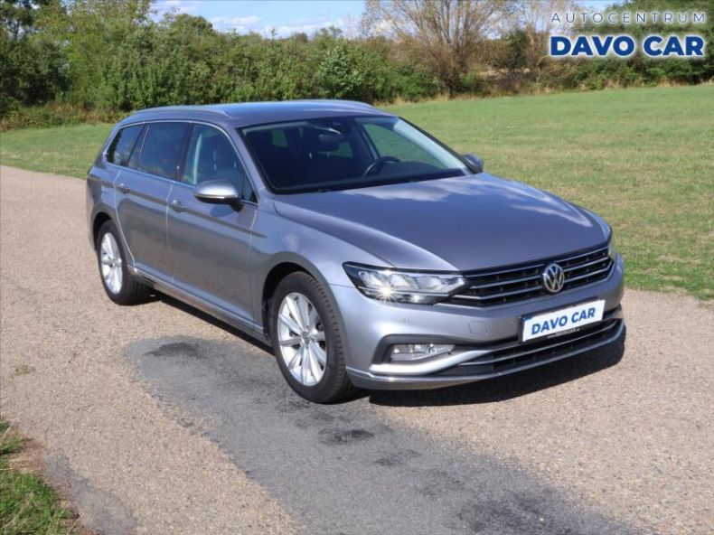 Volkswagen Passat - hlavní foto