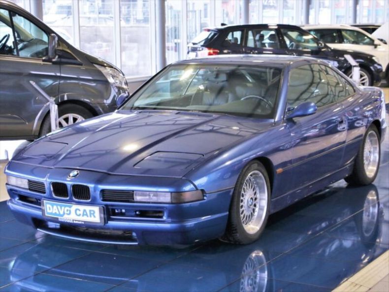 BMW Řada 8 - hlavní foto
