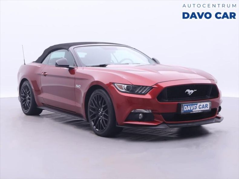 Ford Mustang - hlavní foto