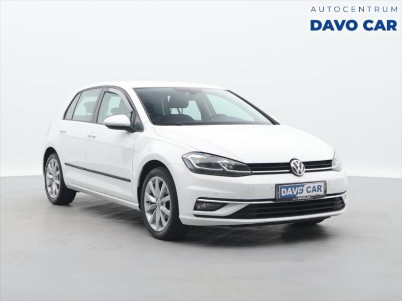 Volkswagen Golf - hlavní foto