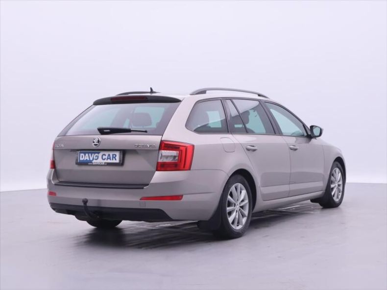 Škoda Octavia - hlavní fotka