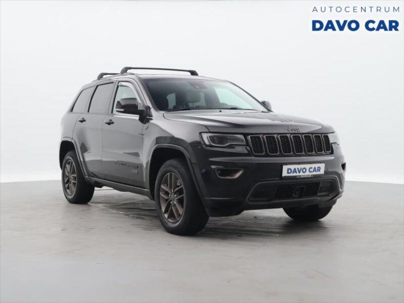 Jeep Grand Cherokee - hlavní foto