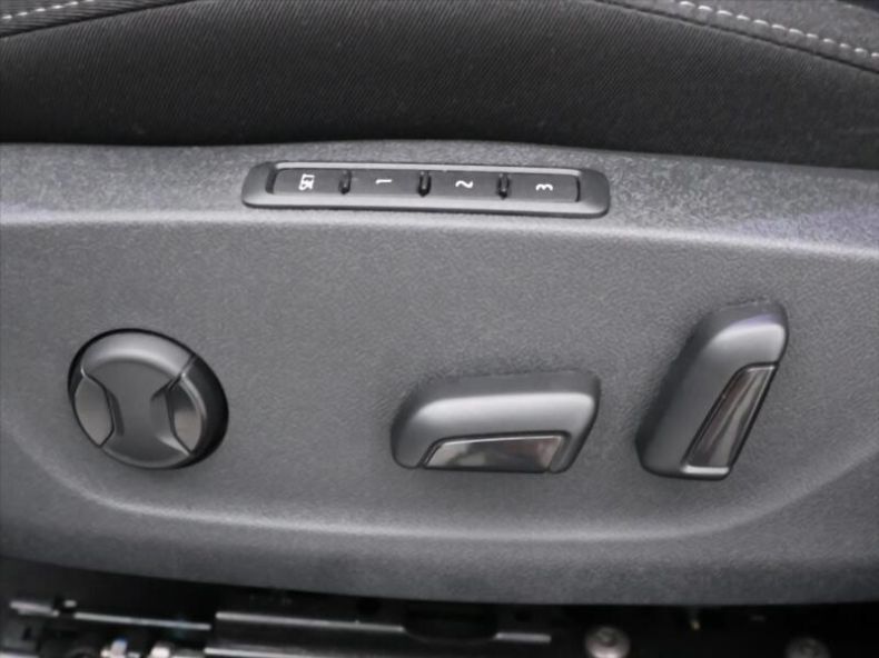 Škoda Octavia - hlavní fotka