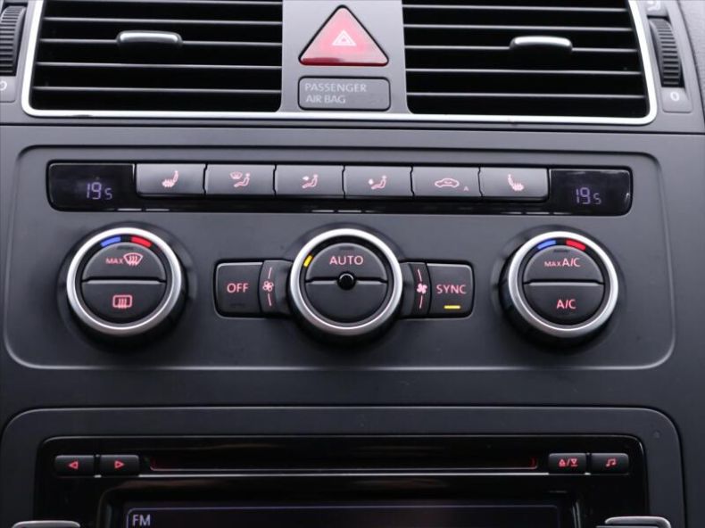 Volkswagen Touran - hlavní fotka