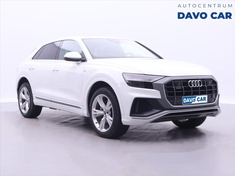 Audi Q8 - hlavní foto