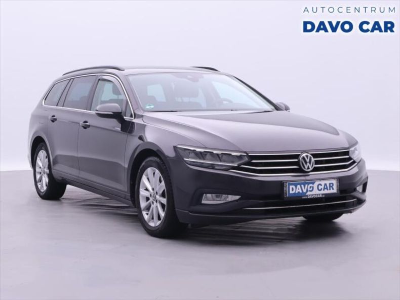 Volkswagen Passat - hlavní foto
