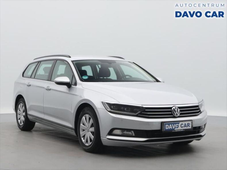 Volkswagen Passat - hlavní foto