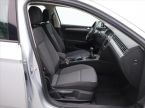 Volkswagen Passat - fotka číslo 11