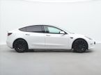 Tesla Model 3 - fotka číslo 7