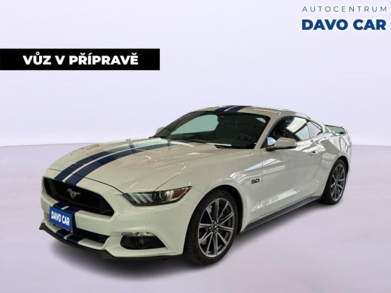 Ford Mustang - hlavní foto