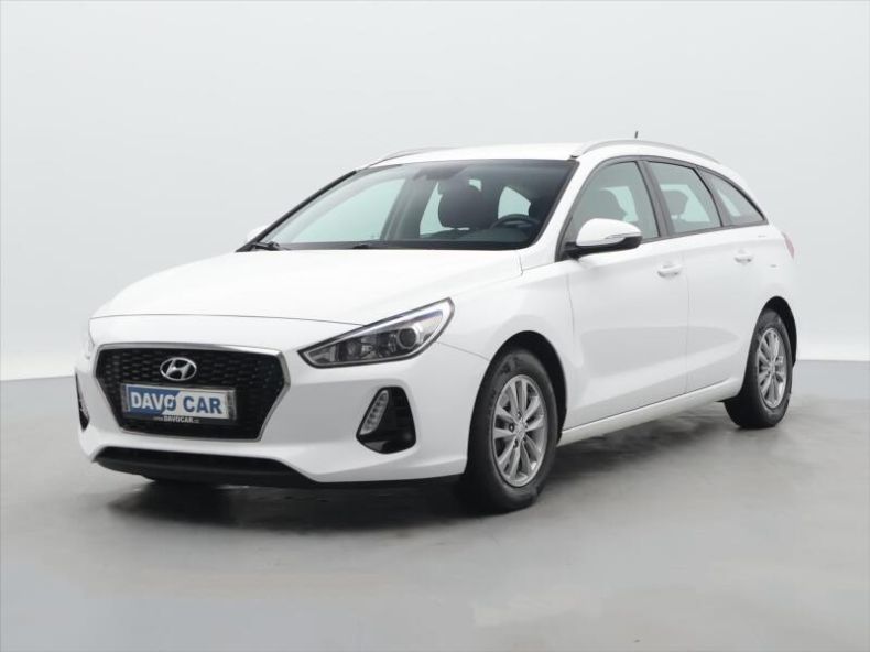 Hyundai i30 - hlavní fotka