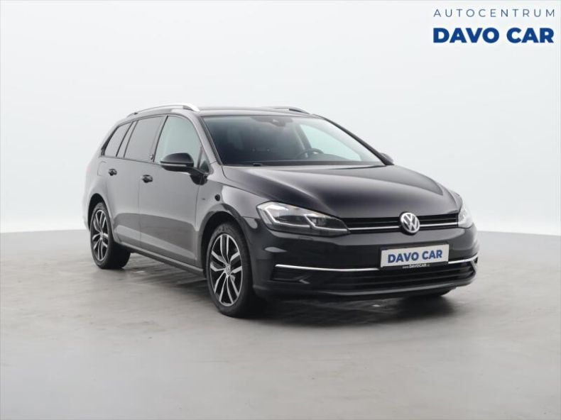 Volkswagen Golf - hlavní foto