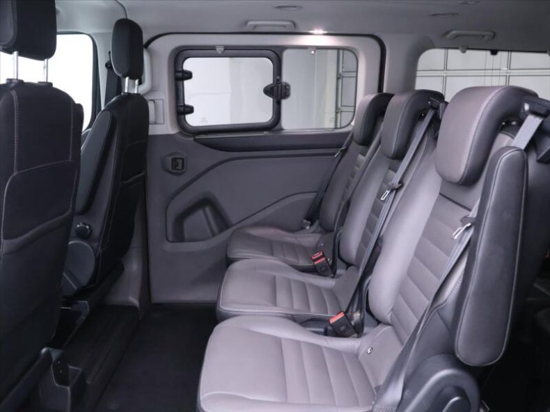 Ford Tourneo - hlavní fotka