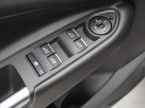 Ford Kuga - fotka číslo 14