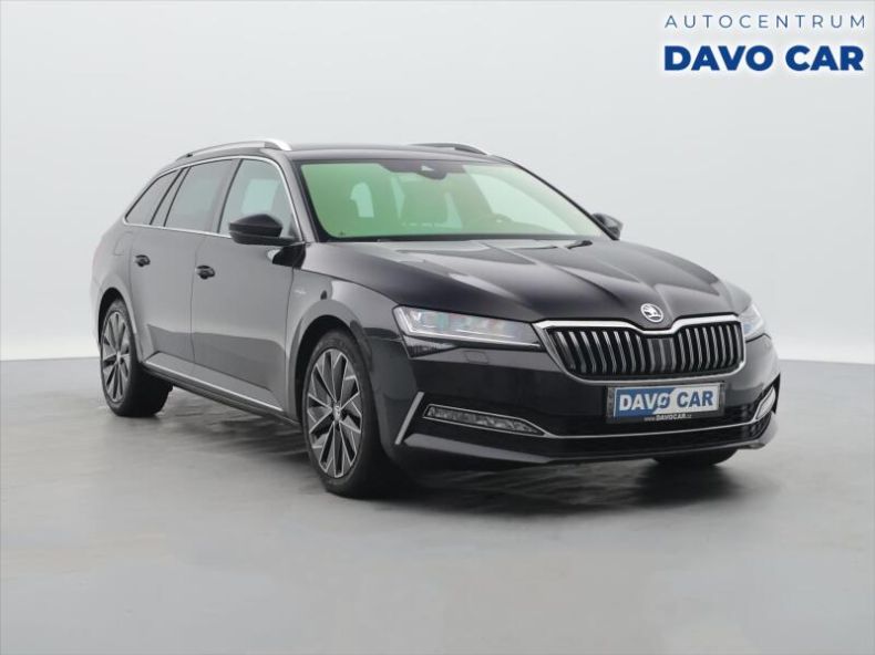 Škoda Superb - hlavní foto