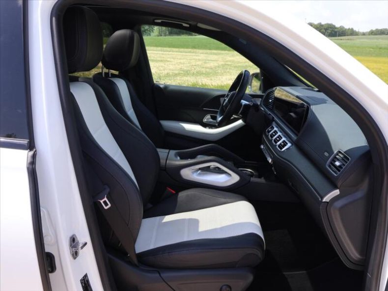 Mercedes GLE - hlavní fotka