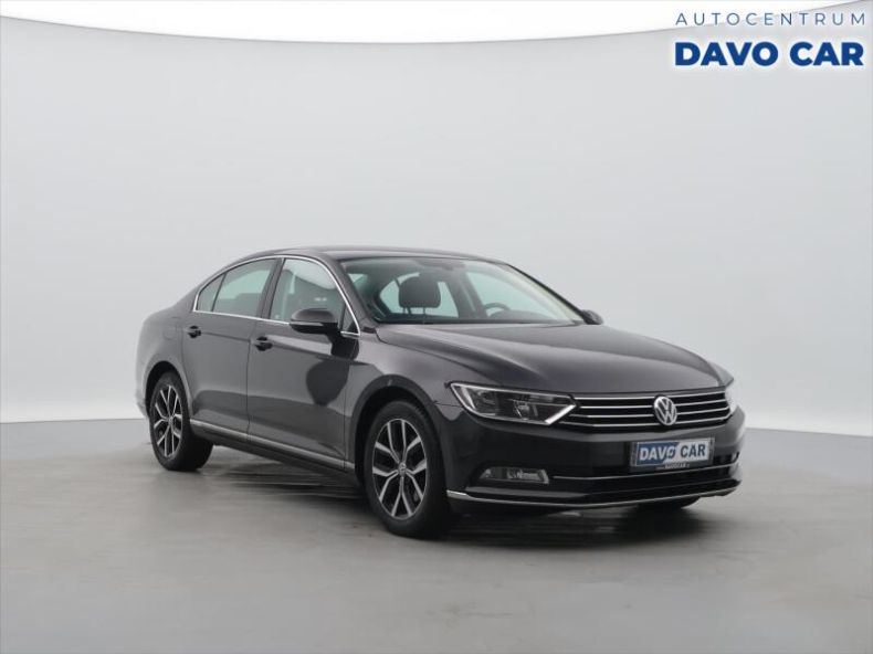 Volkswagen Passat - hlavní fotka inzerátu