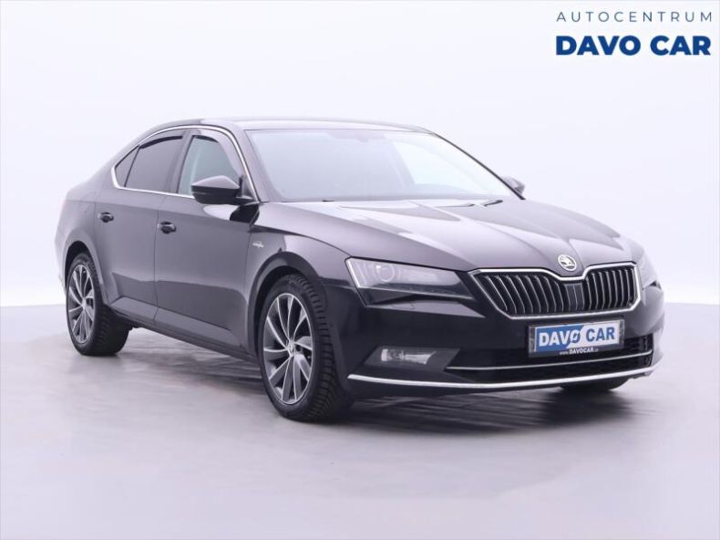 Škoda Superb - hlavní foto