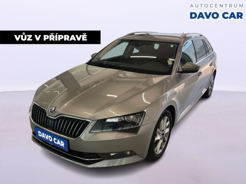 Škoda Superb - hlavní foto