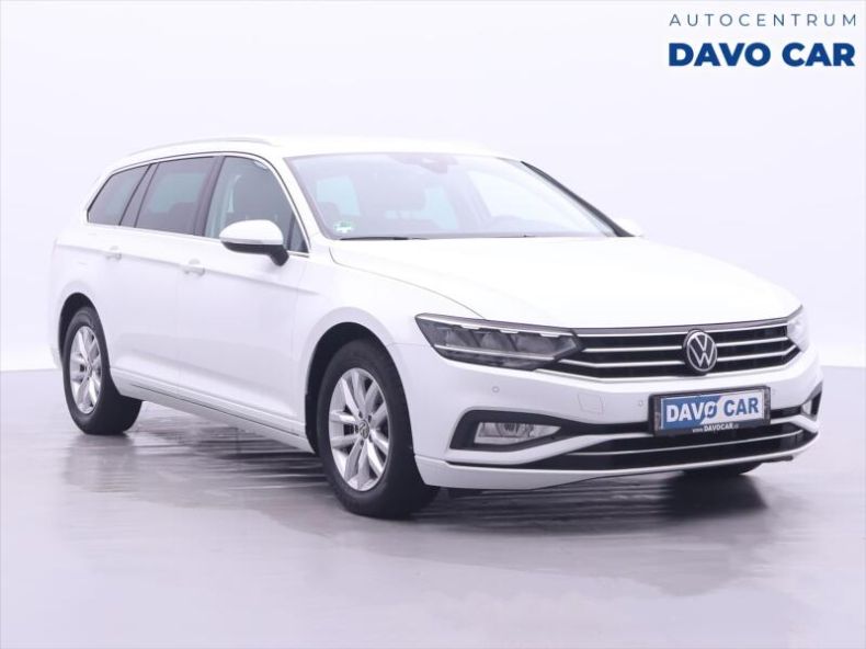 Volkswagen Passat - hlavní foto