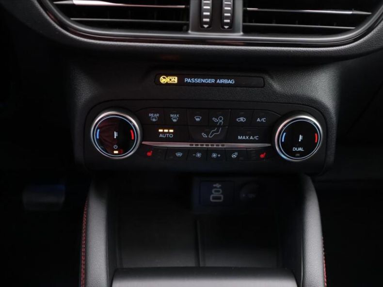 Ford Kuga - hlavní fotka