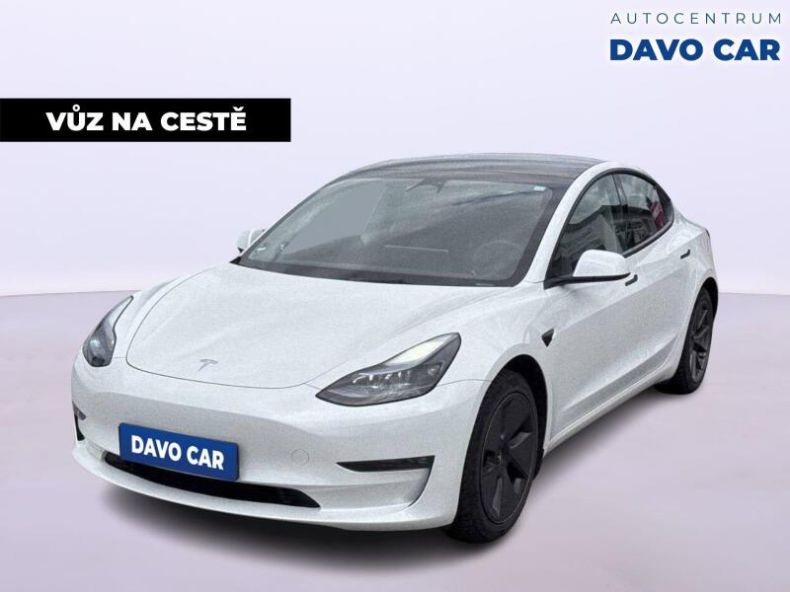 Tesla Model 3 - hlavní fotka inzerátu