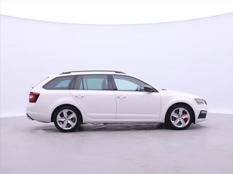 Škoda Octavia - hlavní fotka