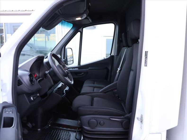 Mercedes Sprinter - hlavní fotka
