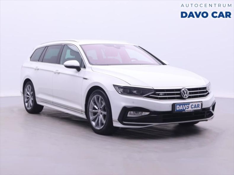 Volkswagen Passat - hlavní foto