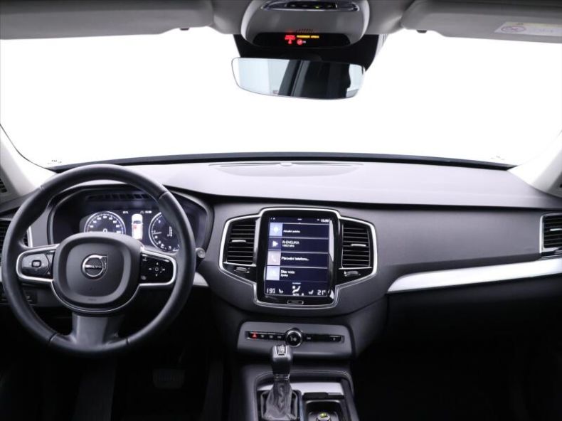 Volvo XC90 - hlavní fotka
