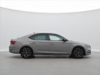 Škoda Superb - fotka číslo 7