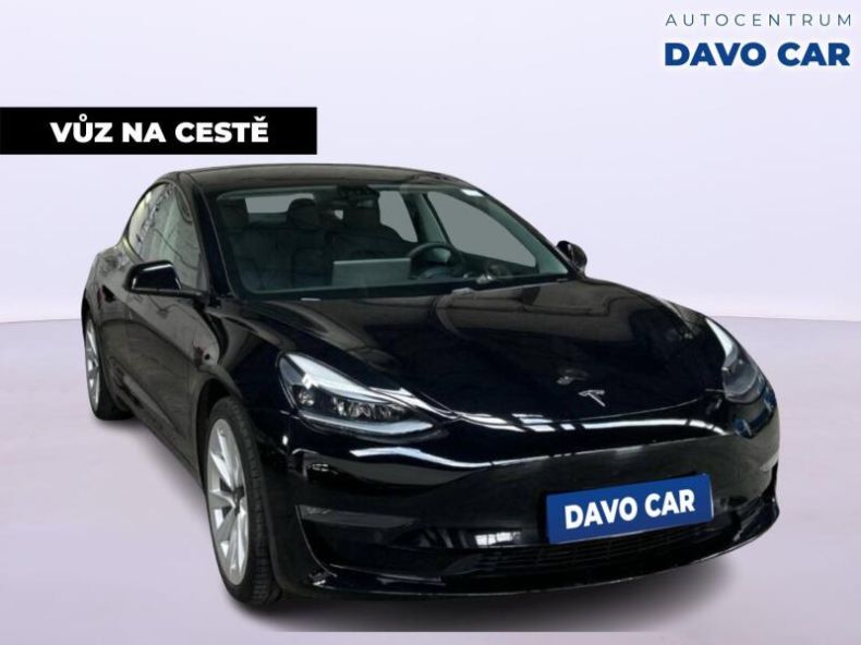 Tesla Model 3 - hlavní foto