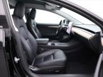 Tesla Model 3 - fotka číslo 12