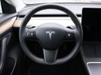 Tesla Model 3 - fotka číslo 17