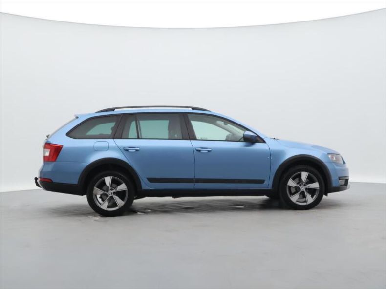 Škoda Octavia - hlavní fotka