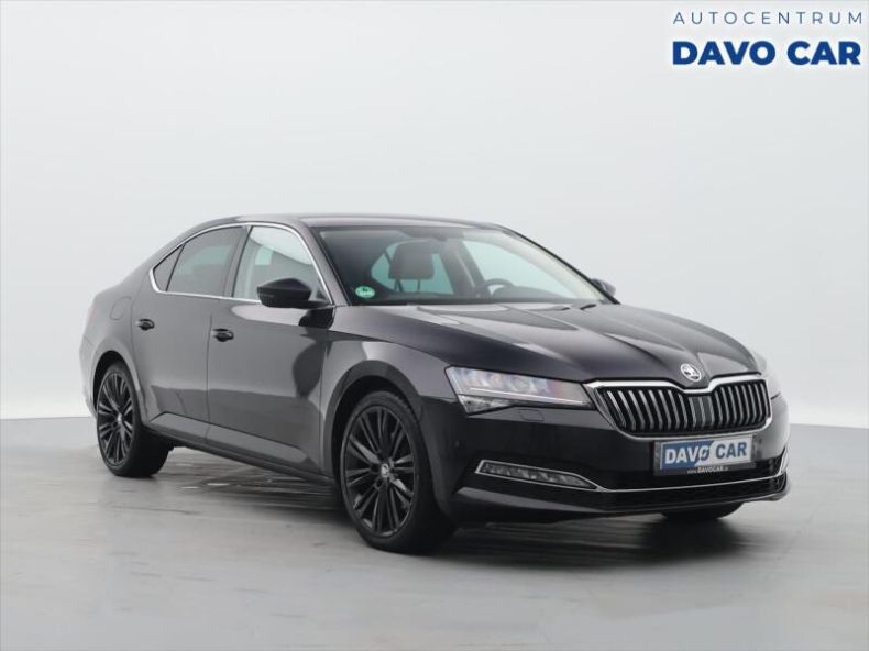 Škoda Superb - hlavní foto