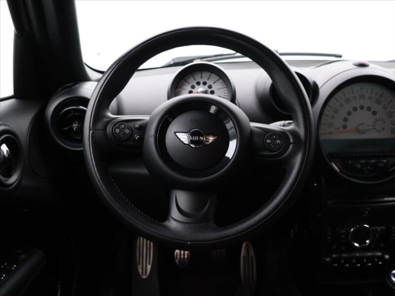 Mini Countryman - hlavní fotka