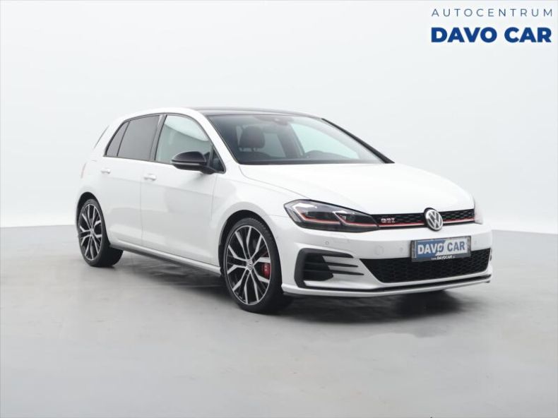 Volkswagen Golf - hlavní foto