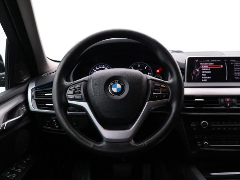 BMW X5 - hlavní fotka