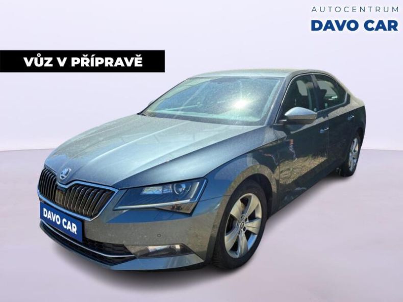 Škoda Superb - hlavní foto