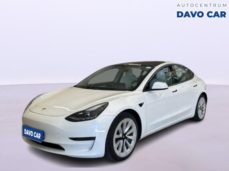 Tesla Model 3 - hlavní fotka inzerátu