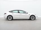 Tesla Model 3 - fotka číslo 7