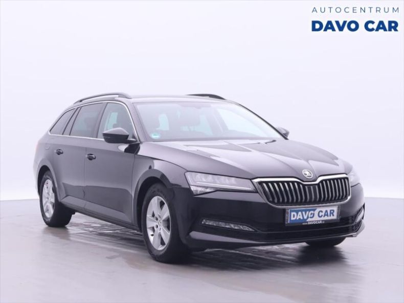 Škoda Superb - hlavní foto
