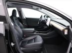 Tesla Model 3 - fotka číslo 10