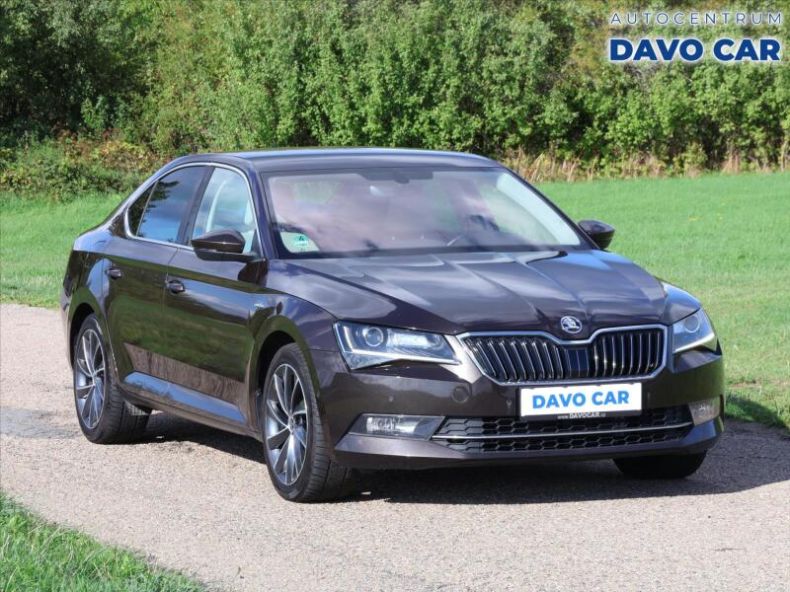 Škoda Superb - hlavní foto