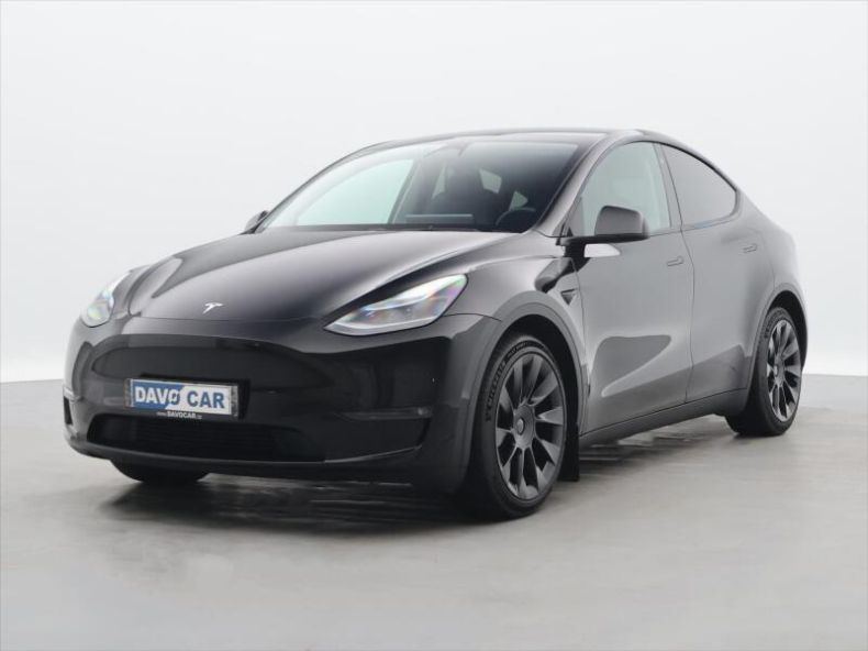 Tesla Model Y - hlavní fotka