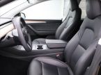 Tesla Model Y - fotka číslo 11