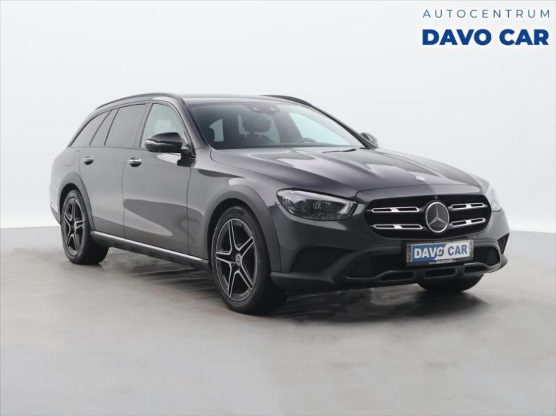 Mercedes Třída E - hlavní foto