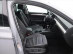 Volkswagen Passat - fotka číslo 11