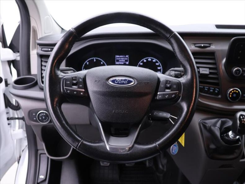 Ford Transit - hlavní fotka